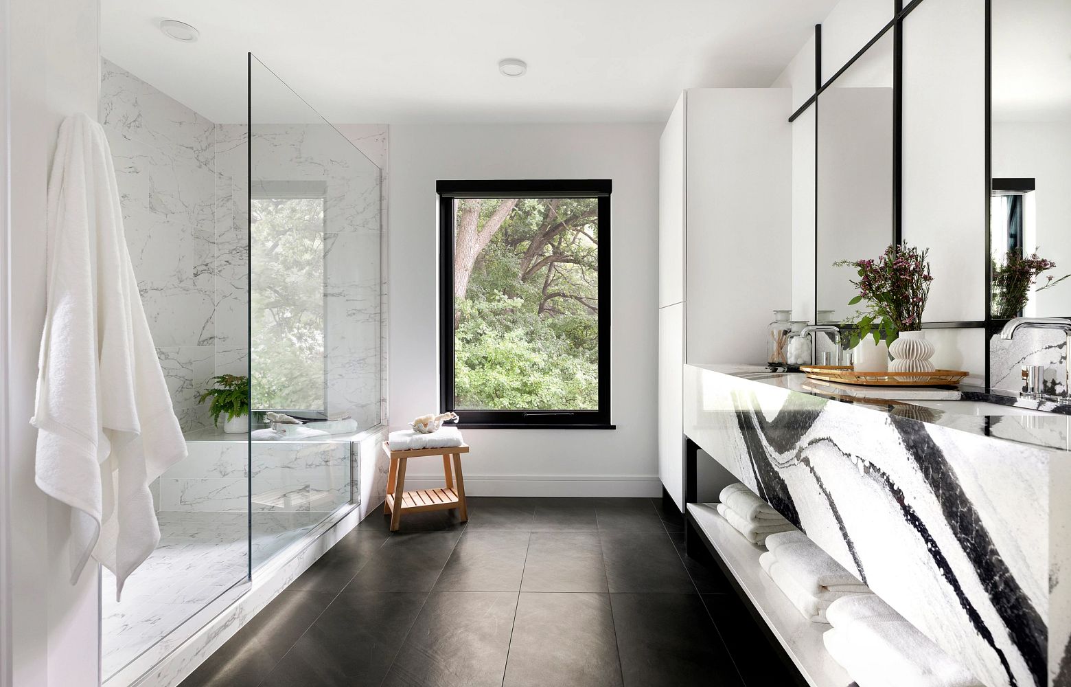 BENTLEY Cambria Quartz bathroom countertops