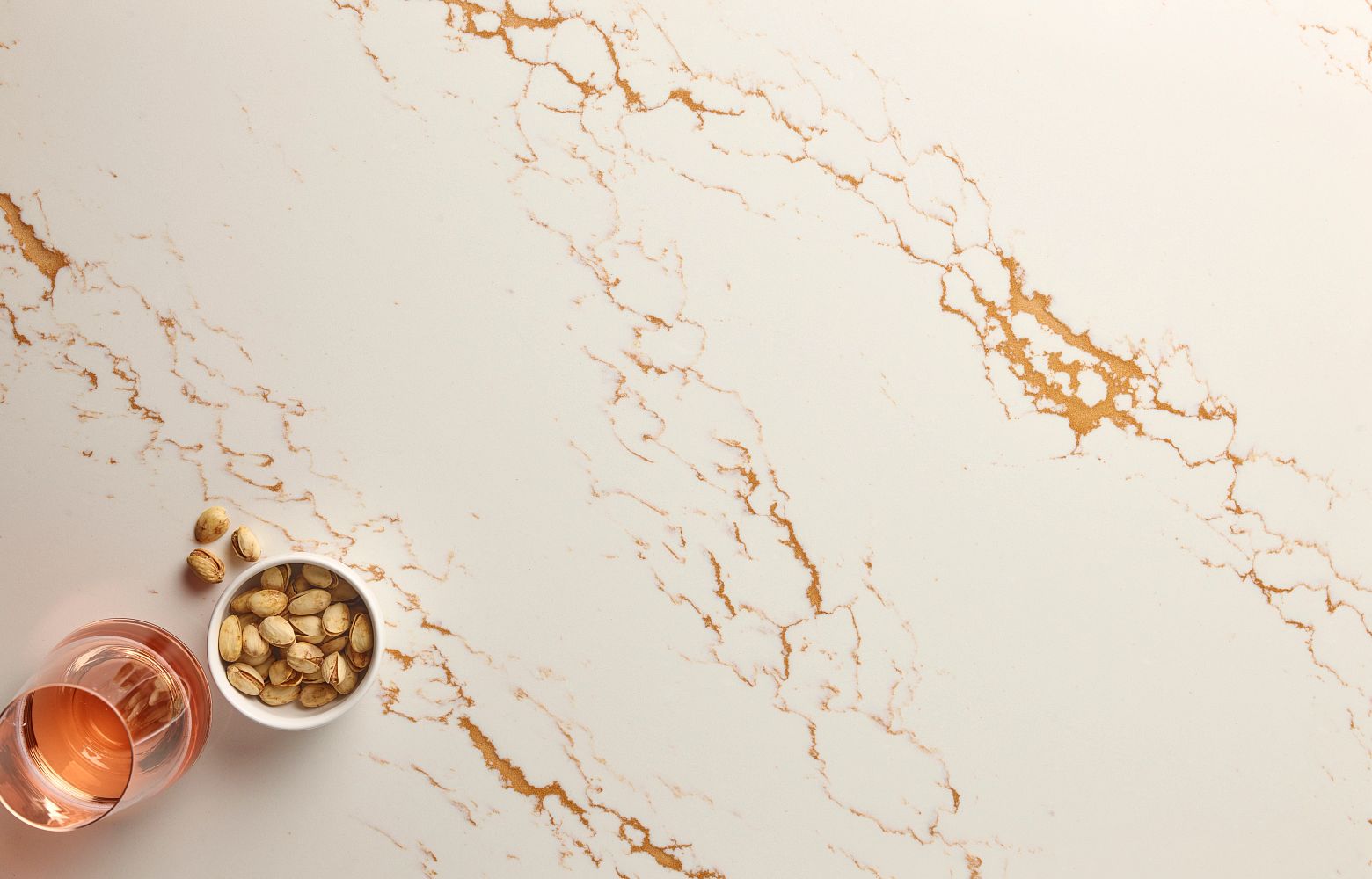 INVERNESS GOLD Cambria Quartz detailed