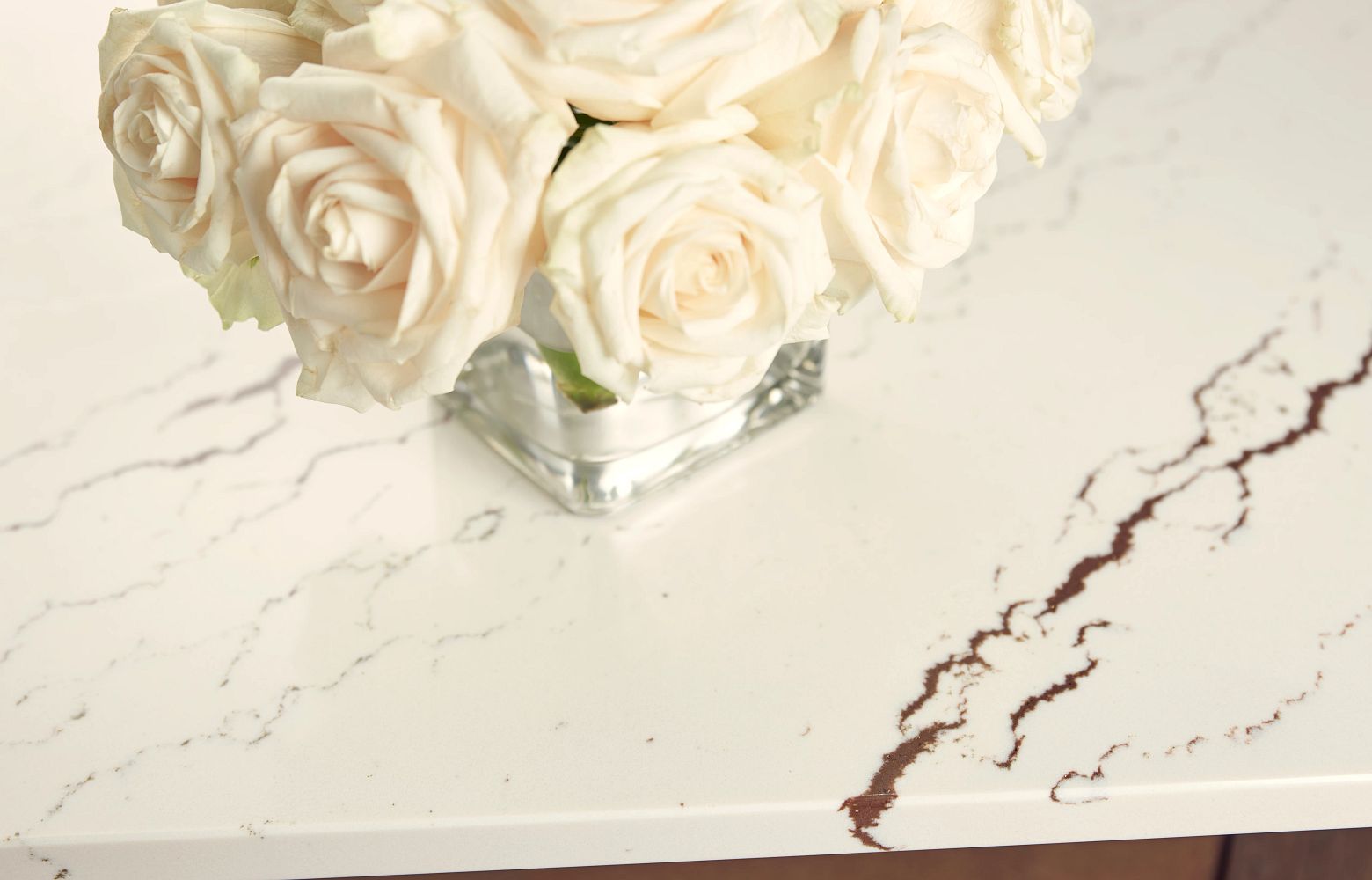 NOTTING HILL cambria quartz detailed table