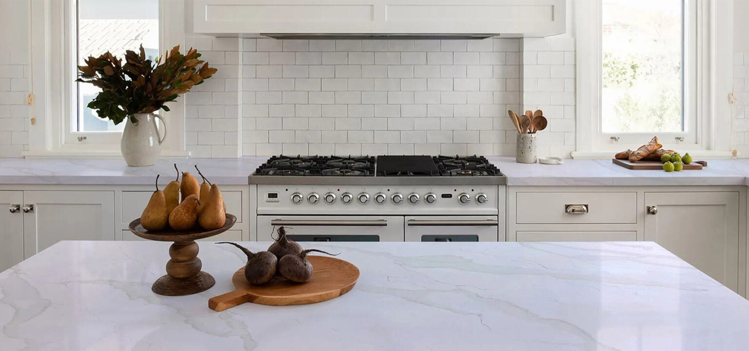 Calacatta Venato Variant Quartz