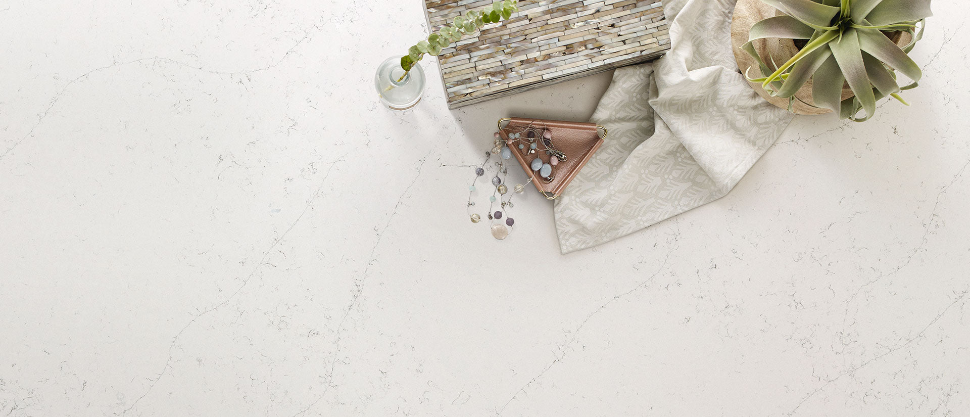 CALACATTA BOTANICA Q- QUARTZ FROM MSI™